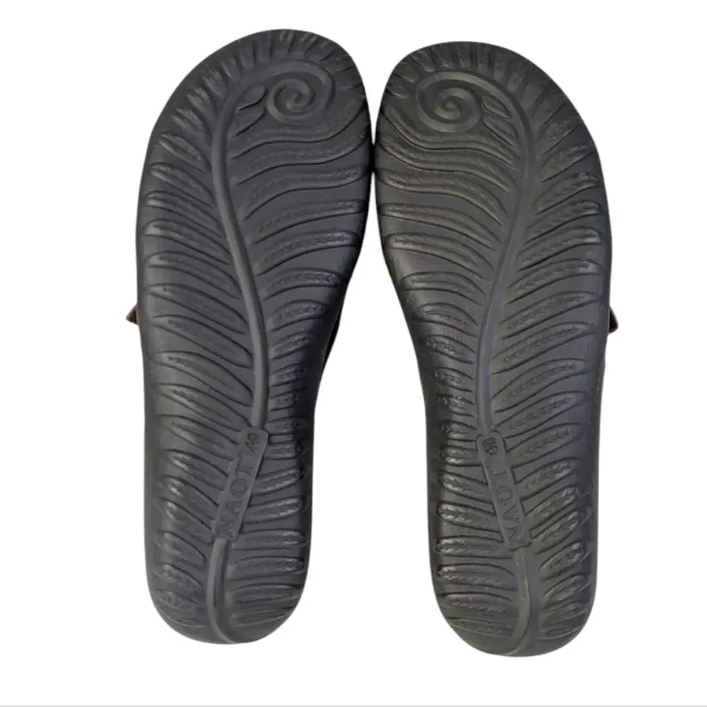 NAOT Papaki Sandals Size 40 US 9  EUC $189     S3286